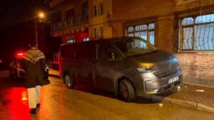 eskisehirde dur ihtarina uymayan minibus terk edildi UwitztLB.jpg
