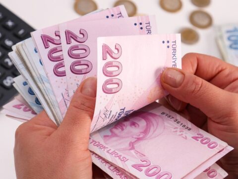 İstifa eden memura emeklilik yolu: işte 6 ay kuralı ve şartlar