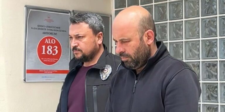 atolyede-uyusturucu-sattigi-ortaya-cikti-cezaevinin-yolunu-tuttu-6v45y9DS